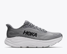 Load image into Gallery viewer, Men's HOKA Clifton 11
