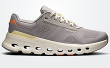 Load image into Gallery viewer, Women's Cloudrunner 2
